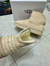 Load image into Gallery viewer, Shoes