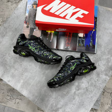 Load image into Gallery viewer, Shoes