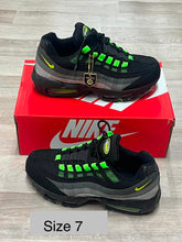 Load image into Gallery viewer, Shoes men