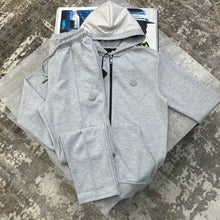 Load image into Gallery viewer, Tracksuit
