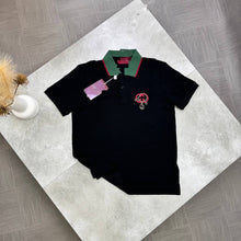 Load image into Gallery viewer, T-shirt