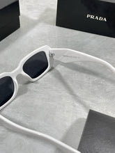 Load image into Gallery viewer, Sunglass