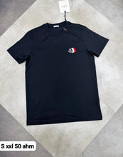 Load image into Gallery viewer, Tshirt