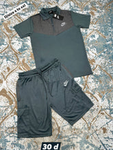 Load image into Gallery viewer, Tshirt