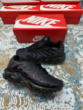 Load image into Gallery viewer, Shoes men