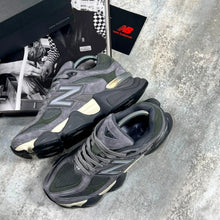 Load image into Gallery viewer, Shoes