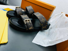 Load image into Gallery viewer, Slipper