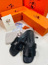 Load image into Gallery viewer, Slipper