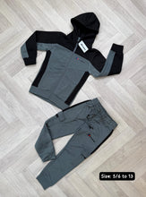 Load image into Gallery viewer, Tracksuit boy