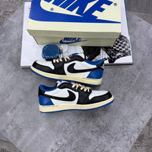 Load image into Gallery viewer, Shoes