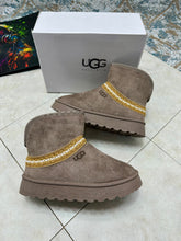 Load image into Gallery viewer, Shoes