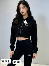 Load image into Gallery viewer, Tracksuit