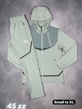Load image into Gallery viewer, Tracksuit men