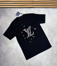 Load image into Gallery viewer, Tshirt