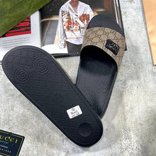 Load image into Gallery viewer, Slipper