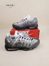 Load image into Gallery viewer, Shoes