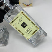 Load image into Gallery viewer, Perfume