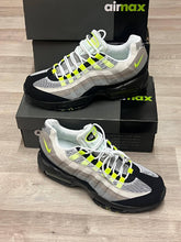 Load image into Gallery viewer, Shoes men
