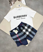 Load image into Gallery viewer, T-shirt