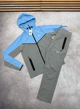 Load image into Gallery viewer, Tracksuit men