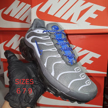Load image into Gallery viewer, Shoes