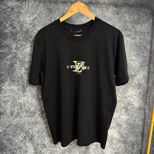 Load image into Gallery viewer, Tshirt