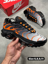 Load image into Gallery viewer, Shoes