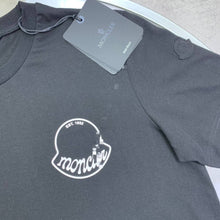 Load image into Gallery viewer, T-shirt