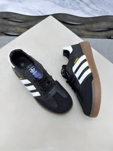 Load image into Gallery viewer, Shoes men