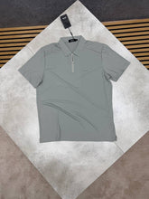 Load image into Gallery viewer, Tshirt
