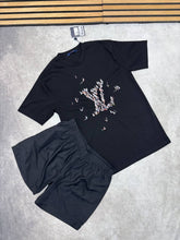 Load image into Gallery viewer, Tshirt