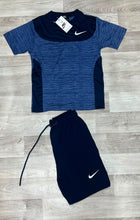 Load image into Gallery viewer, Tshirt