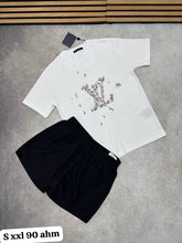 Load image into Gallery viewer, Tshirt