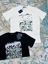 Load image into Gallery viewer, T-shirt