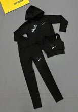Load image into Gallery viewer, Tracksuit women