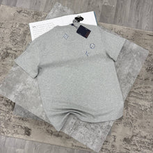 Load image into Gallery viewer, Tshirt