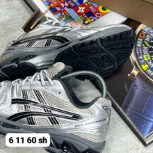 Load image into Gallery viewer, Shoes
