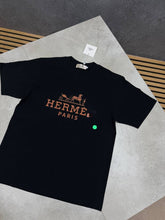 Load image into Gallery viewer, Tshirt