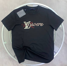 Load image into Gallery viewer, Tshirt