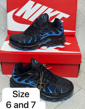 Load image into Gallery viewer, Shoes