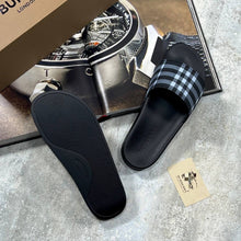 Load image into Gallery viewer, Slipper