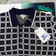Load image into Gallery viewer, Tshirt