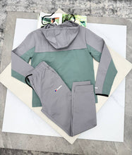 Load image into Gallery viewer, Tracksuit
