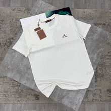Load image into Gallery viewer, Tshirt