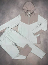 Load image into Gallery viewer, Tracksuit men