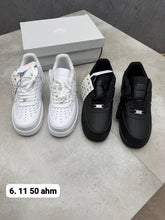 Load image into Gallery viewer, Shoes