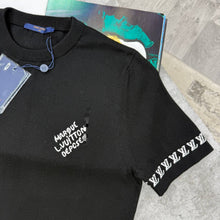 Load image into Gallery viewer, Tshirt