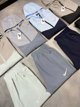 Load image into Gallery viewer, Tracksuit men