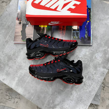 Load image into Gallery viewer, Shoes