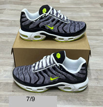Load image into Gallery viewer, Shoes